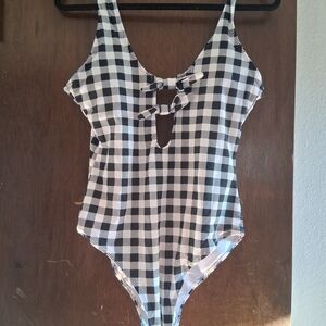 Cupshe Monochrome Checkered Swimsuit